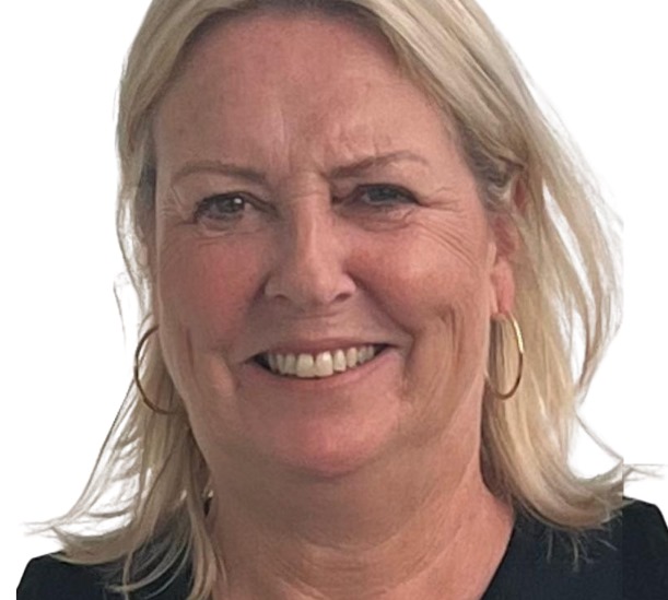 Quantum RF before and 10 weeks after treatment